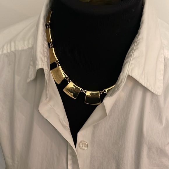 Top - Picture 4 of 6